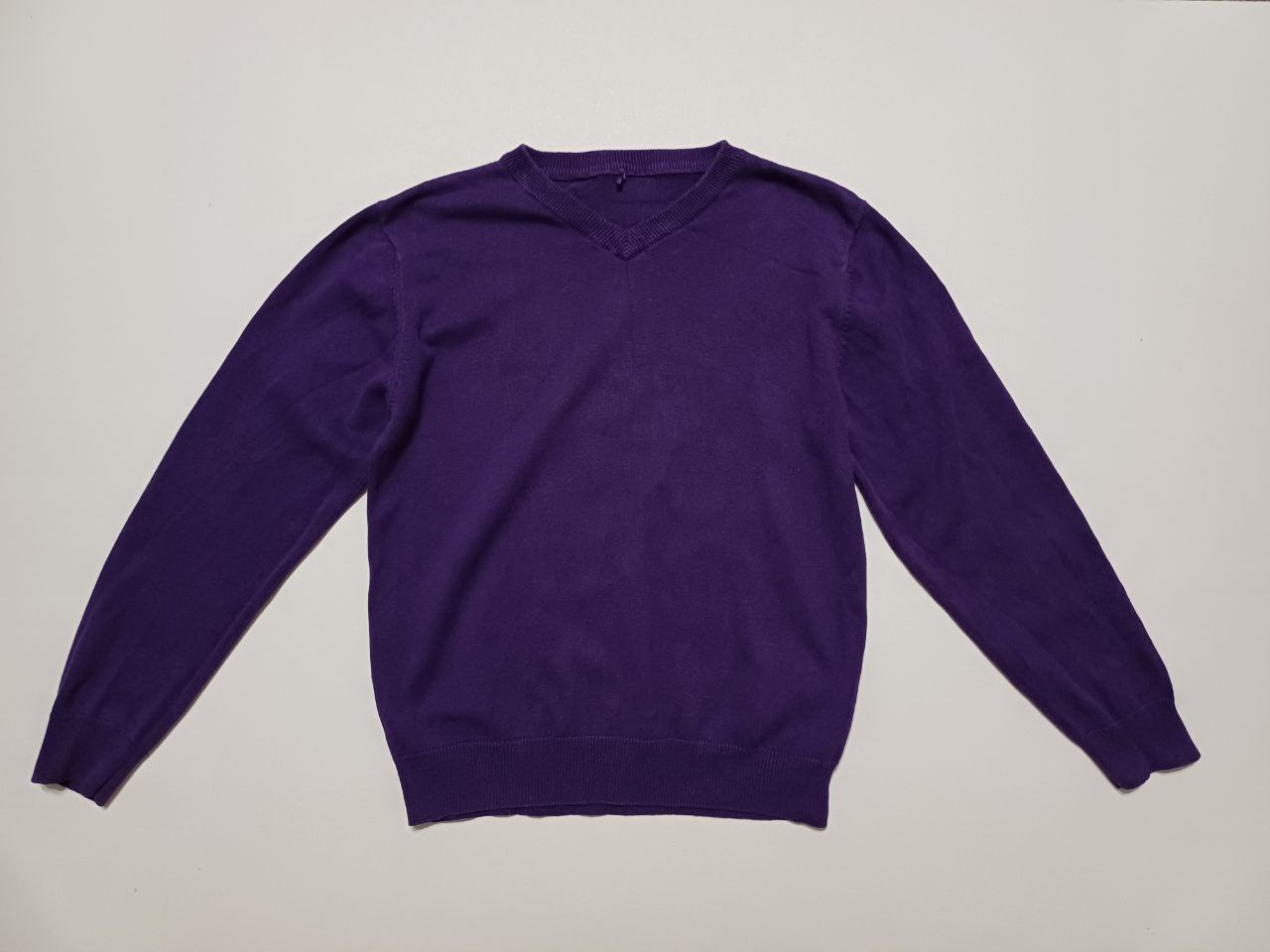 Свитер филетового цвета. Фирмы George 9-10 лет