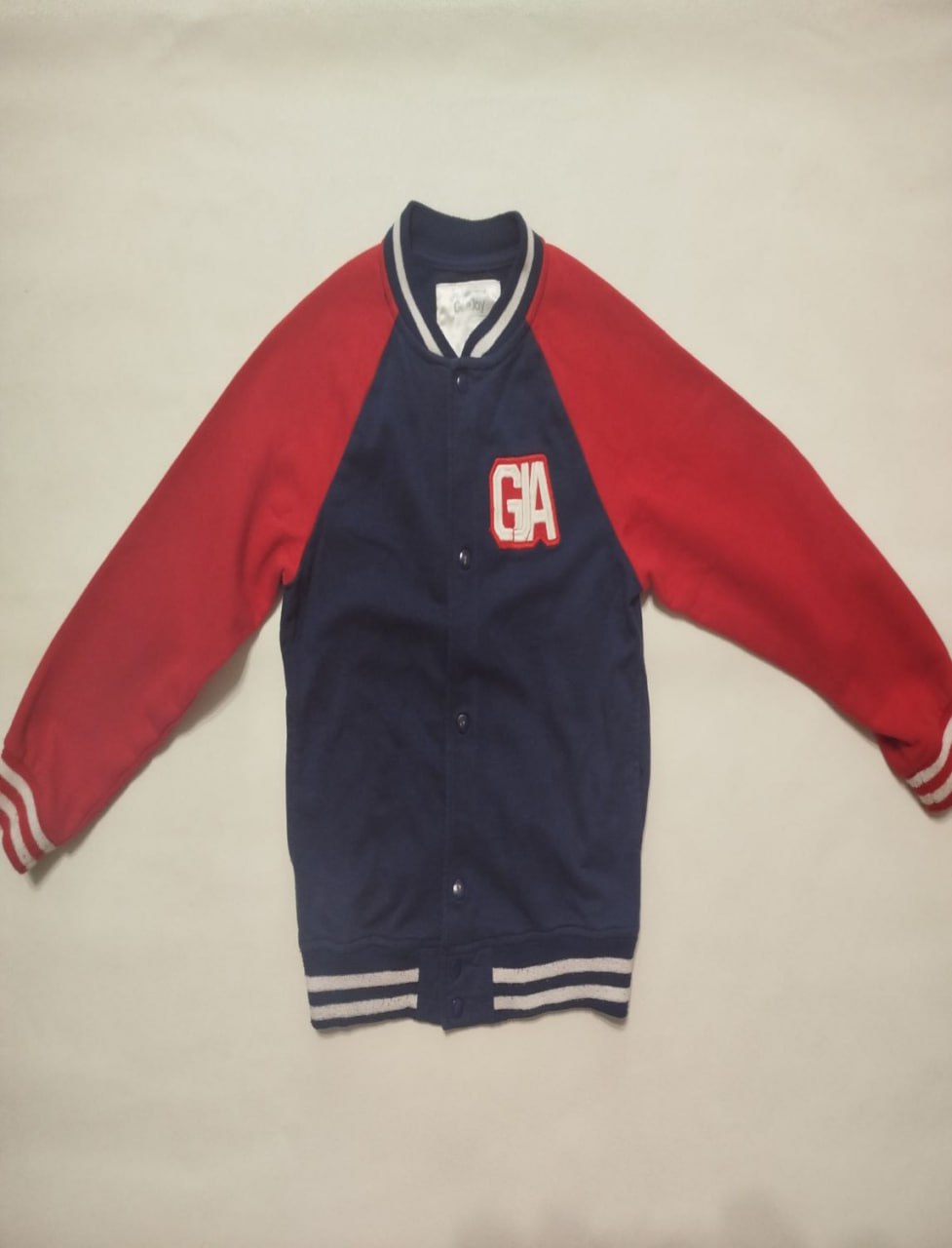 Бомбер на кнопках утеплённый (на флисе). Фирмы: Глория Джинс