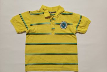 Футболка поло желтого цвета в полоску