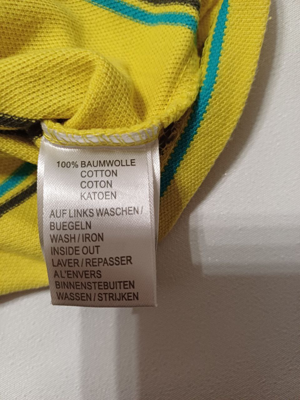 Футболка поло желтого цвета в полоску