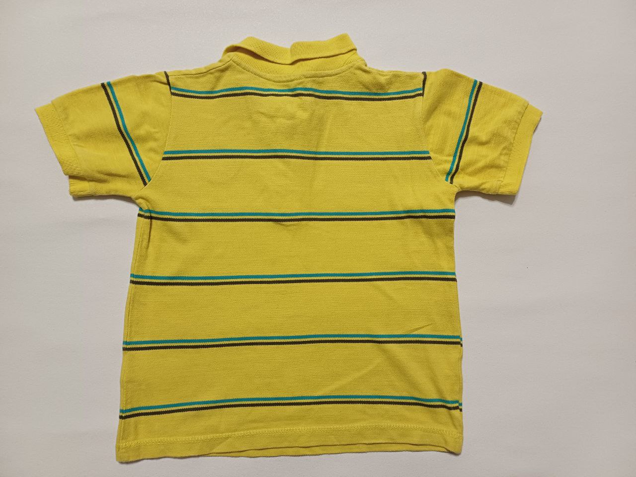 Футболка поло желтого цвета в полоску