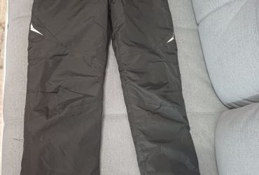 Штаны  зимние (горнолыжные).Рост 152