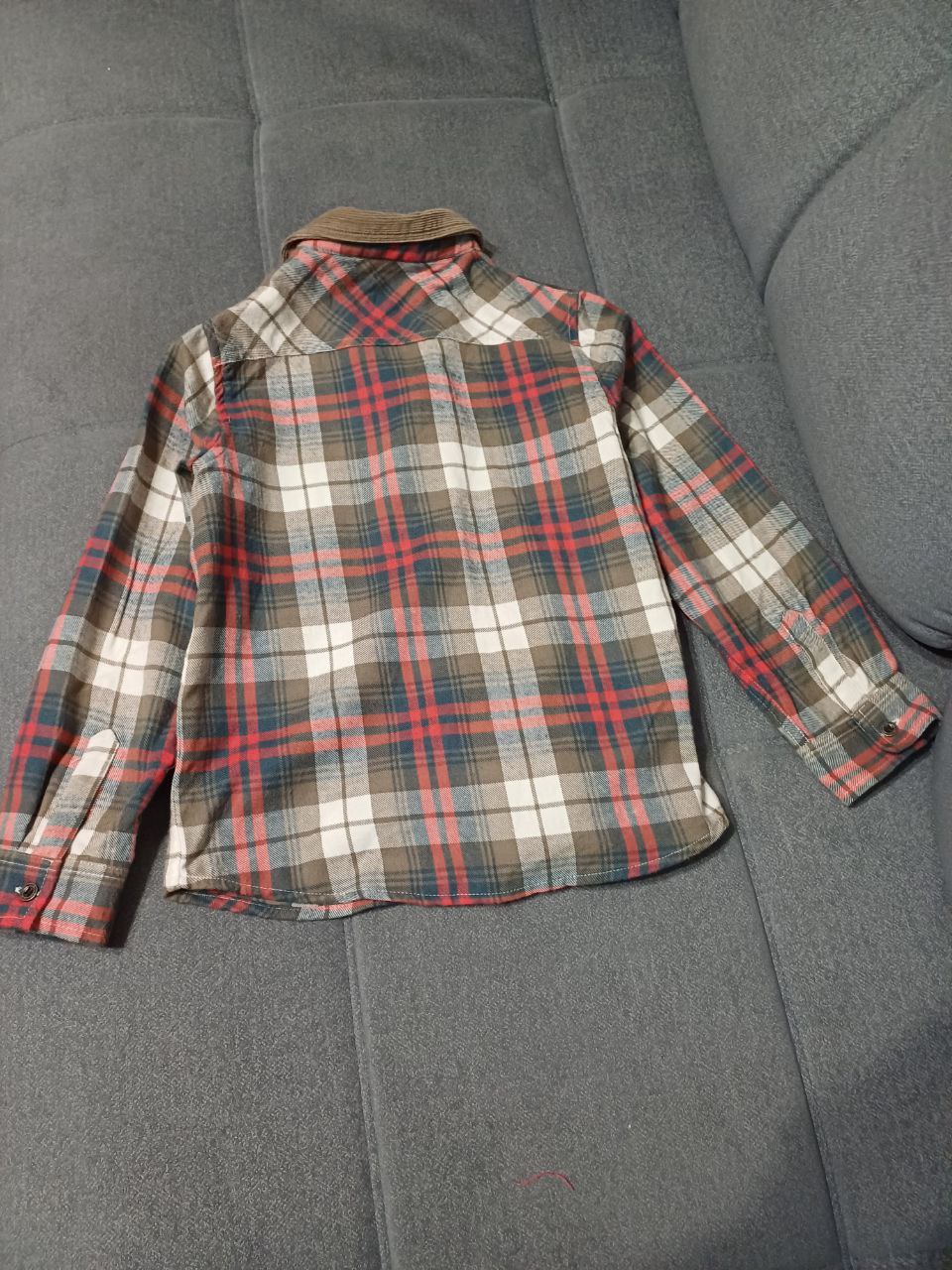 Рубашка в клетку фирмы Мазекеа